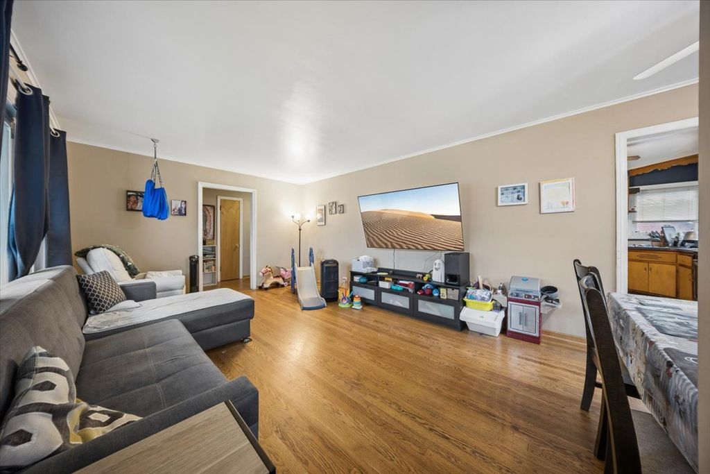 1372 S 6TH Avenue, Des Plaines, IL 60018 — photo 3