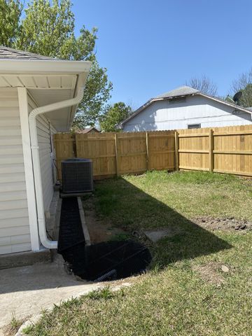 106 Colt Circle, Gun Barrel City, TX 75156