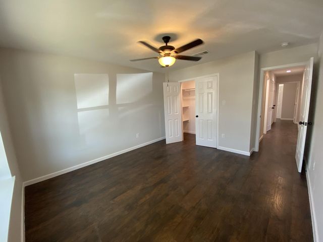 106 Colt Circle, Gun Barrel City, TX 75156