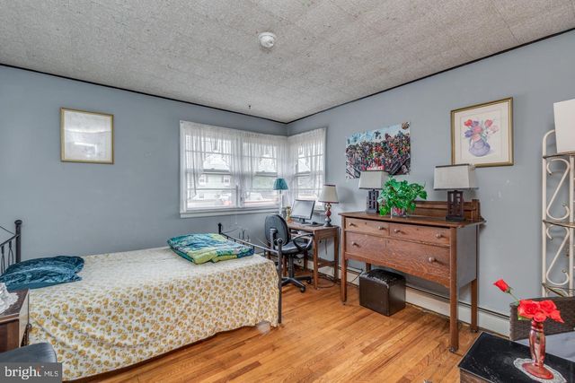 221 S COLUMBIA STREET, Woodbury, NJ 08096