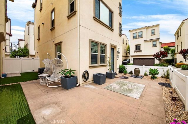 2242 W Anacasa, Anaheim, CA 92804