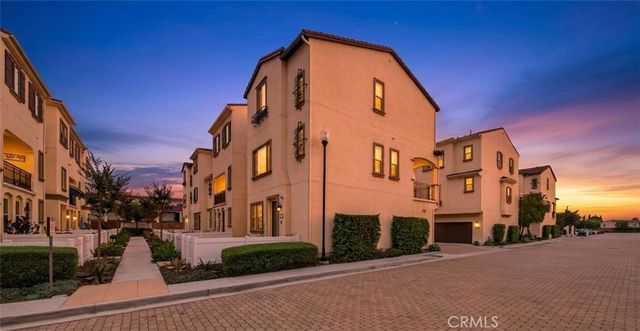 2242 W Anacasa, Anaheim, CA 92804