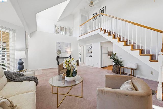 1716 1716 Elm St, Livermore, CA 94551