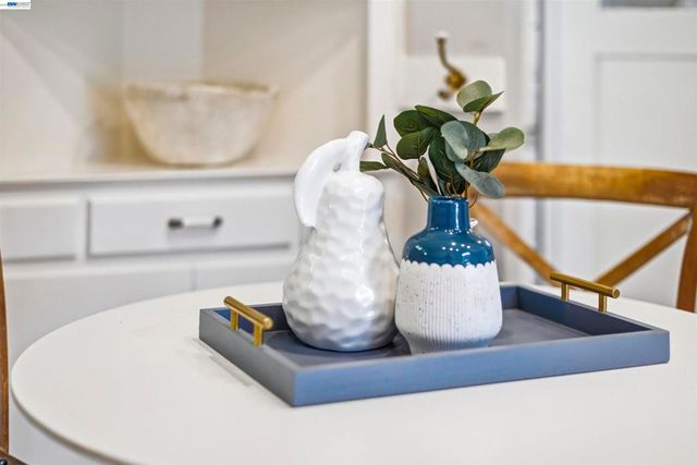 1716 1716 Elm St, Livermore, CA 94551