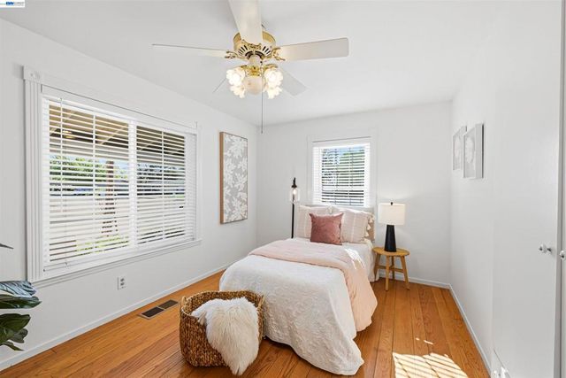 1716 1716 Elm St, Livermore, CA 94551