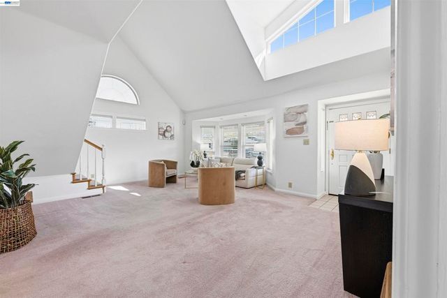 1716 1716 Elm St, Livermore, CA 94551