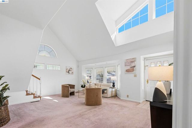 1716 1716 Elm St, Livermore, CA 94551