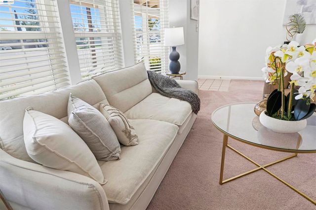 1716 1716 Elm St, Livermore, CA 94551