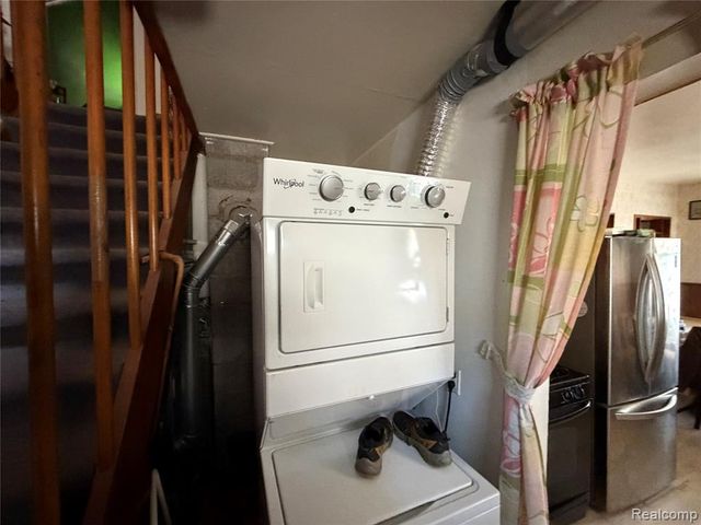 27361 Osmun Street, Madison Heights, MI 48071