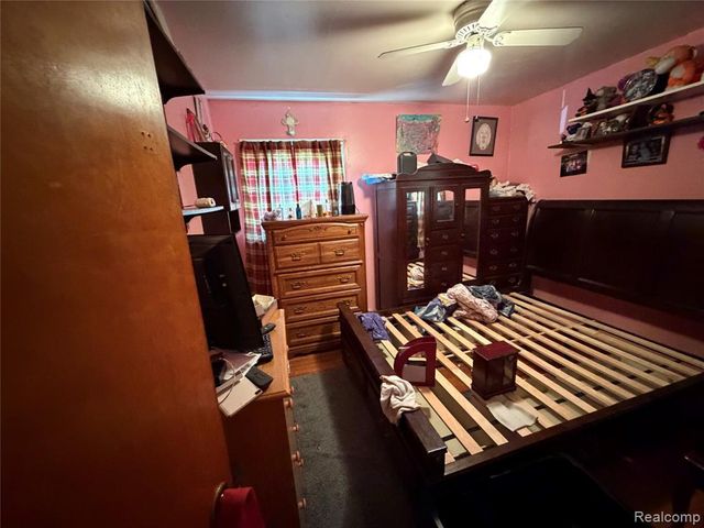 27361 Osmun Street, Madison Heights, MI 48071