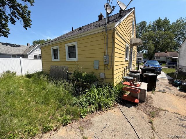 27361 Osmun Street, Madison Heights, MI 48071