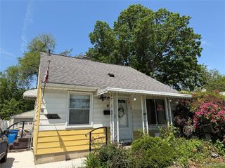 27361 Osmun Street, Madison Heights, MI 48071
