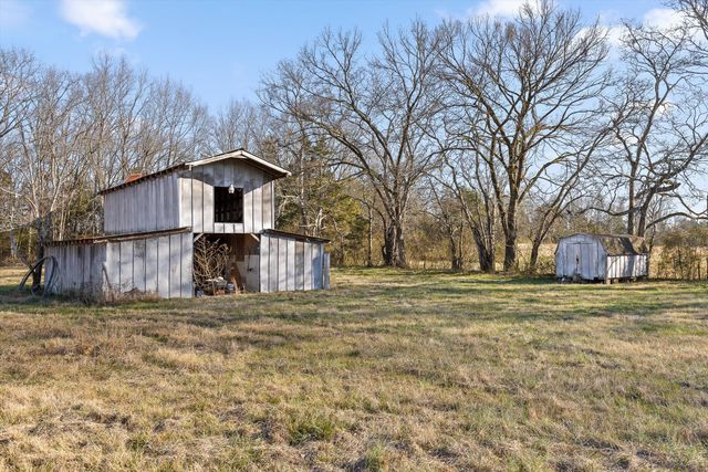 1151 Baker And Hearn Circle, Chickamauga, GA 30707