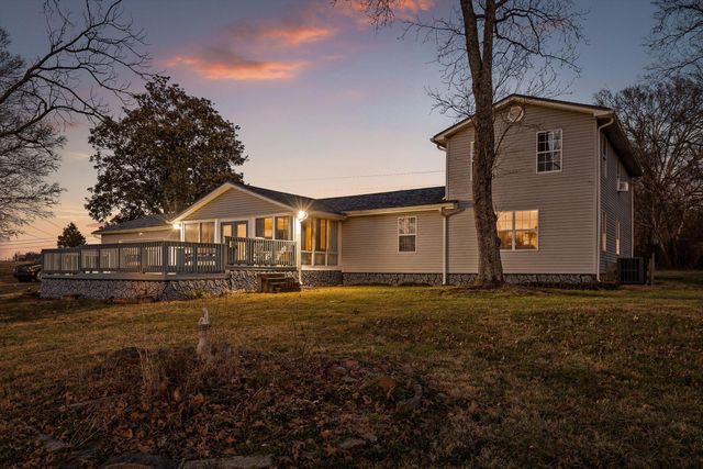 1151 Baker And Hearn Circle, Chickamauga, GA 30707