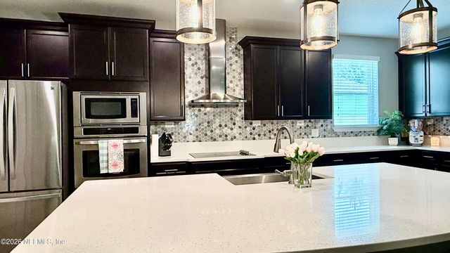78643 GOLDFINCH Lane, Yulee, FL 32097