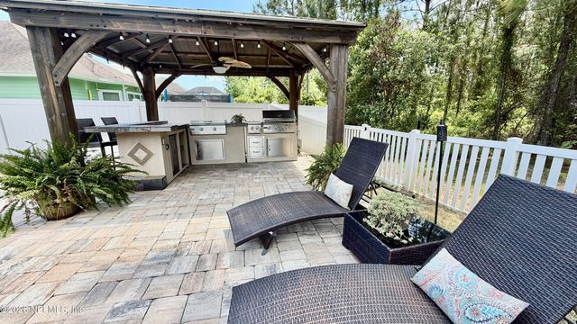 78643 GOLDFINCH Lane, Yulee, FL 32097