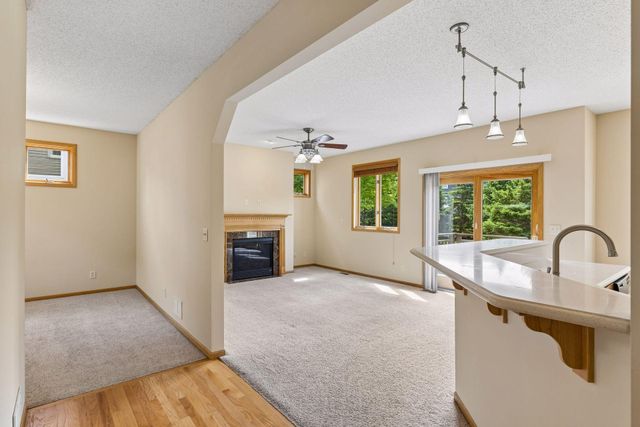 11409 Balsam Way, Woodbury, MN 55129