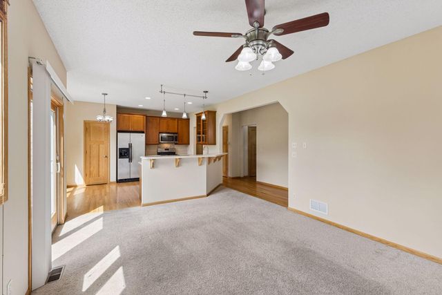 11409 Balsam Way, Woodbury, MN 55129