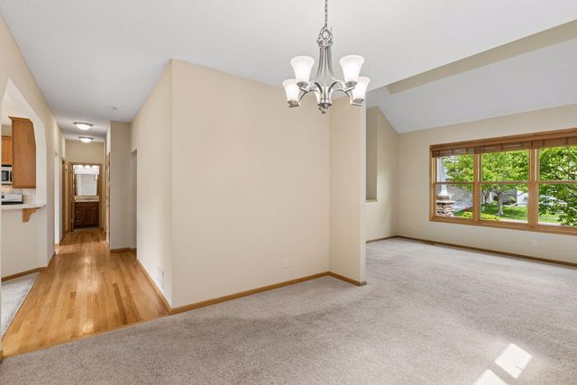 11409 Balsam Way, Woodbury, MN 55129