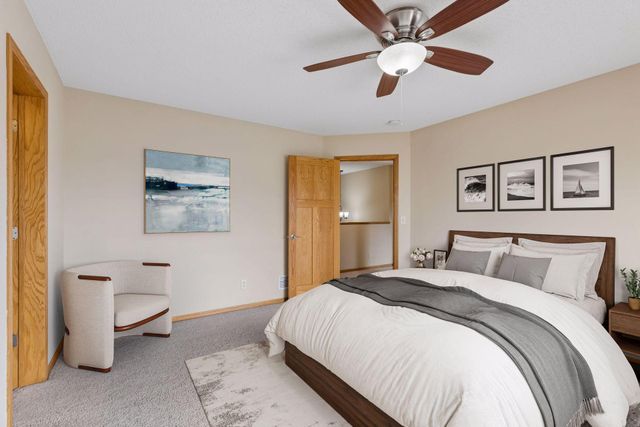 11409 Balsam Way, Woodbury, MN 55129