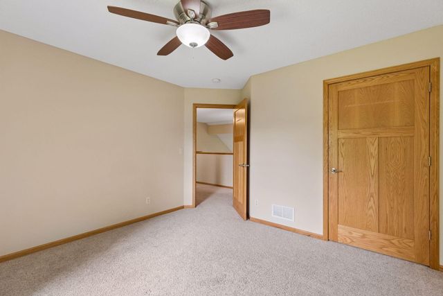11409 Balsam Way, Woodbury, MN 55129