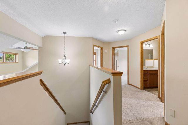 11409 Balsam Way, Woodbury, MN 55129