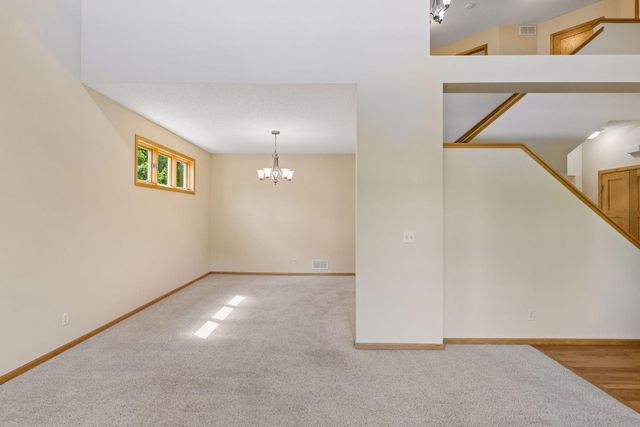 11409 Balsam Way, Woodbury, MN 55129