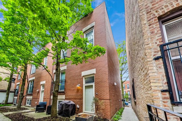 1449 W Lexington Street A, Chicago, IL 60607