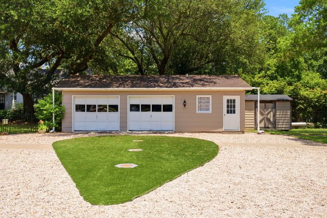 16 Warren Street, Sumter, SC 29150