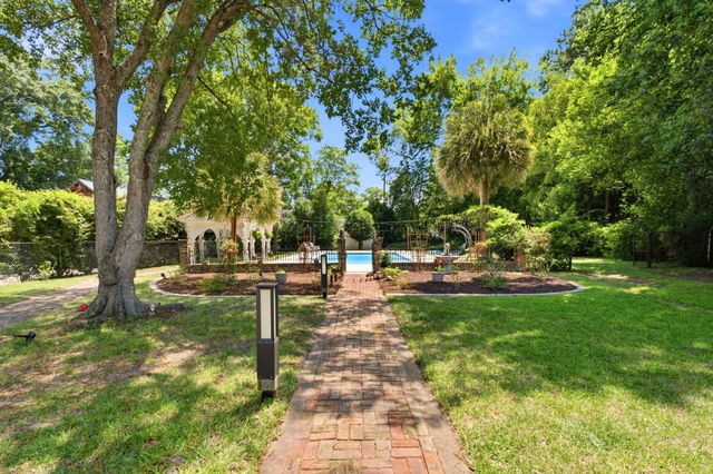 16 Warren Street, Sumter, SC 29150