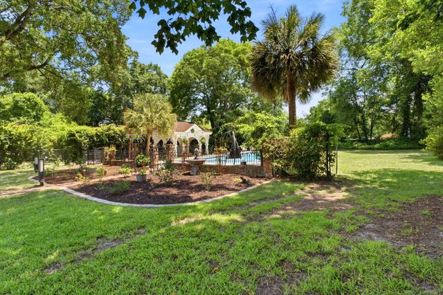 16 Warren Street, Sumter, SC 29150