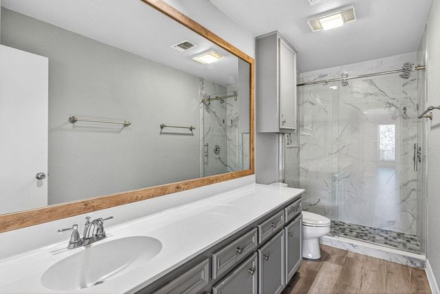 320 Twin Sails 23, Horseshoe Bay, TX 78657