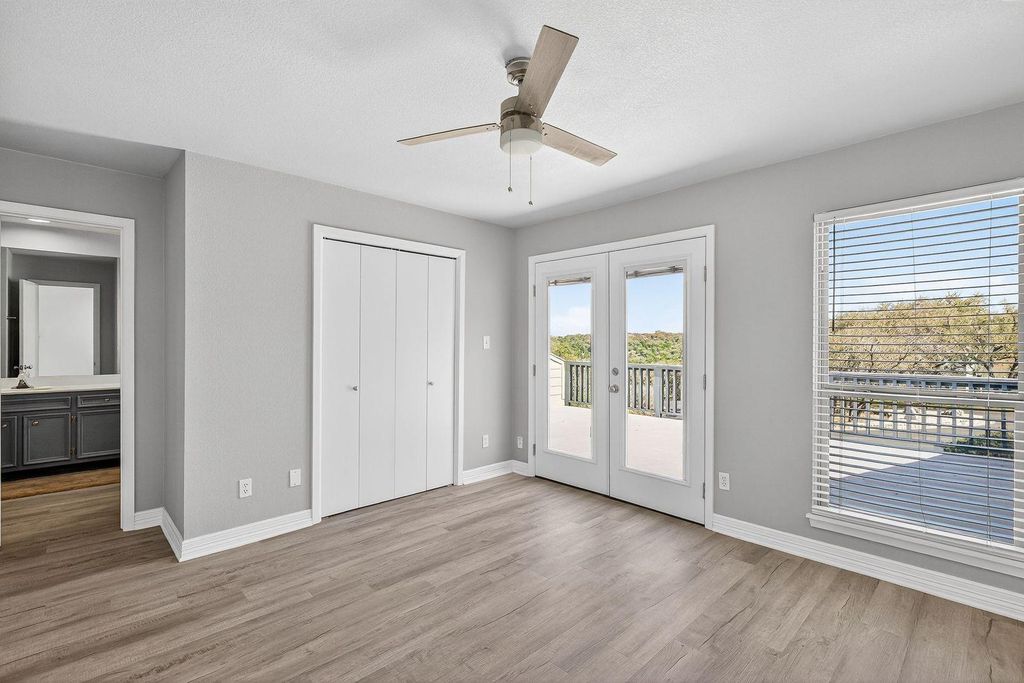 320 Twin Sails 23, Horseshoe Bay, TX 78657