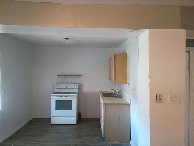 1609 Dietzen Avenue, Dayton, OH 45417