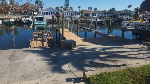 3907 FLORAMAR TERRACE, New Port Richey, FL 34652