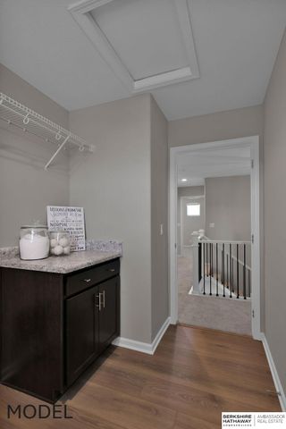 9505 S 183 Avenue, Omaha, NE 68136