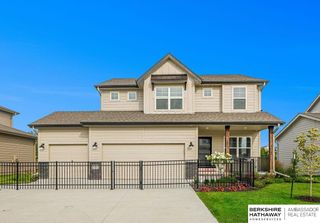 9505 S 183 Avenue, Omaha, NE 68136