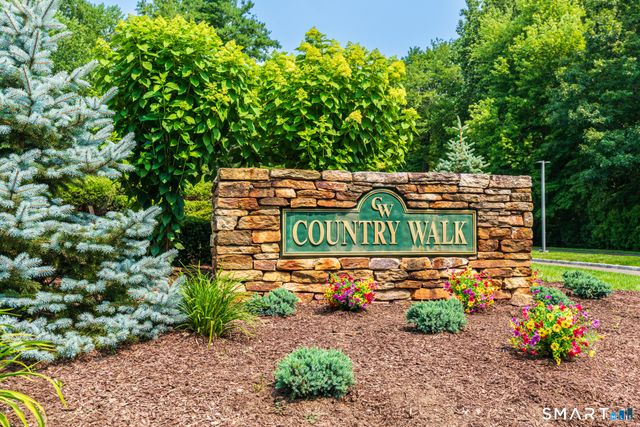 43 Country Walk 43, Shelton, CT 06484