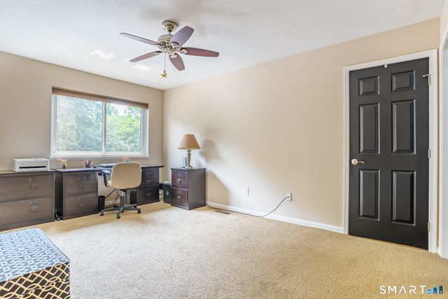 43 Country Walk 43, Shelton, CT 06484