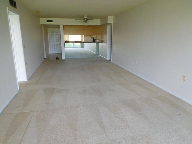 2461 Village Boulevard 102, West Palm Beach, FL 33409