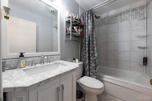 1405 Highland Street, Middletown, OH 45044