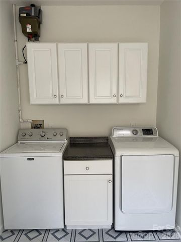 35 Sheffield Place, Brevard, NC 28712