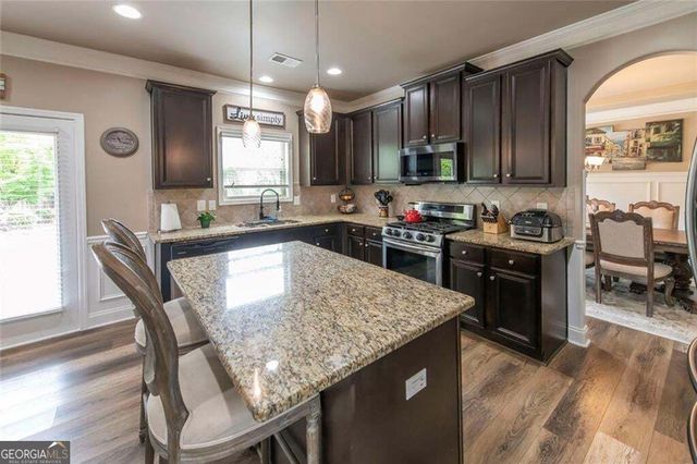 4230 Hopewell Manor Drive, Cumming, GA 30028