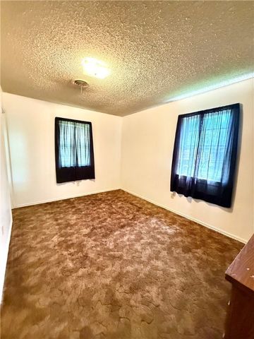 303 W Valley Street, Ola, AR 72853