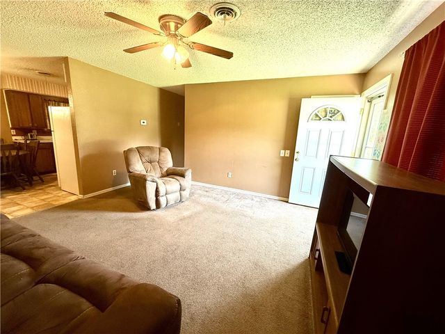 303 W Valley Street, Ola, AR 72853