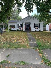 4707 Taylor Avenue, Evansville, IN 47714