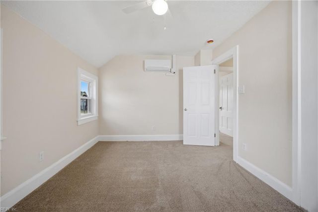 21 Aylwin RD, Portsmouth, VA 23702