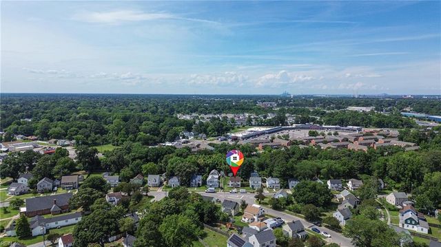 21 Aylwin RD, Portsmouth, VA 23702