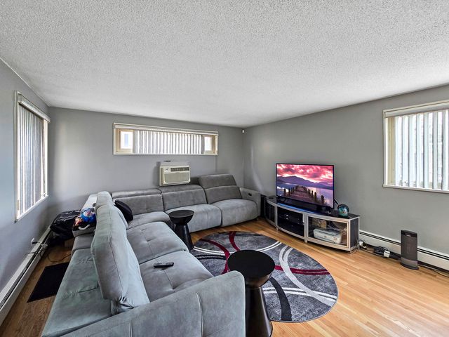 2024 W 111th Street 3N, Chicago, IL 60643