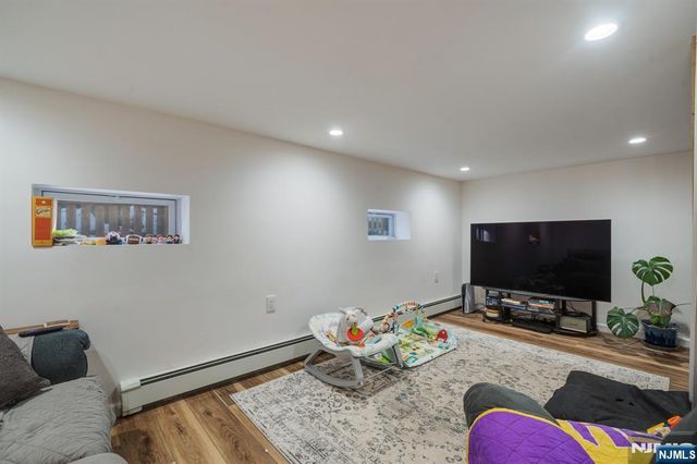 20 Alpine Road, Montville Township, NJ 07082